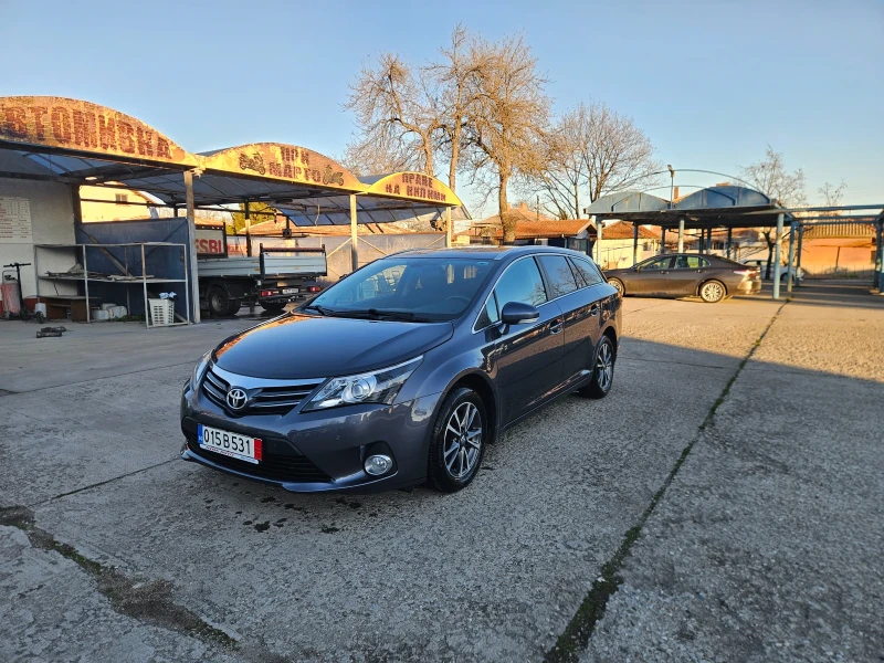 Toyota Avensis 1, 8