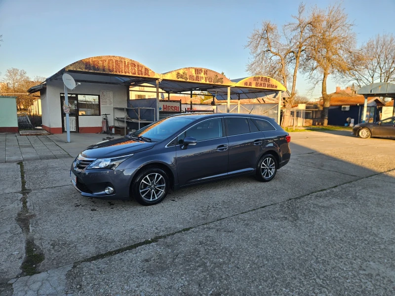 Toyota Avensis 1, 8, снимка 2 - Автомобили и джипове - 52930370