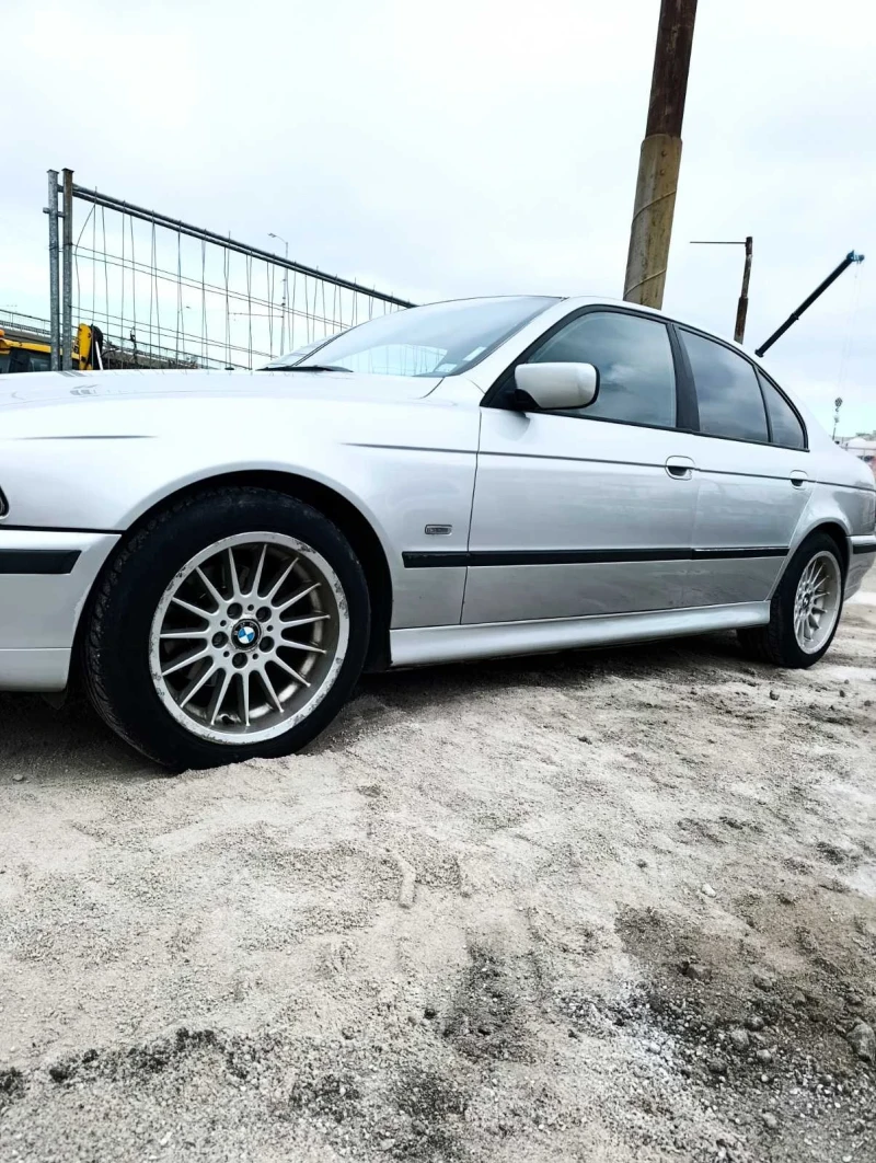 BMW 530, снимка 3 - Автомобили и джипове - 52958639