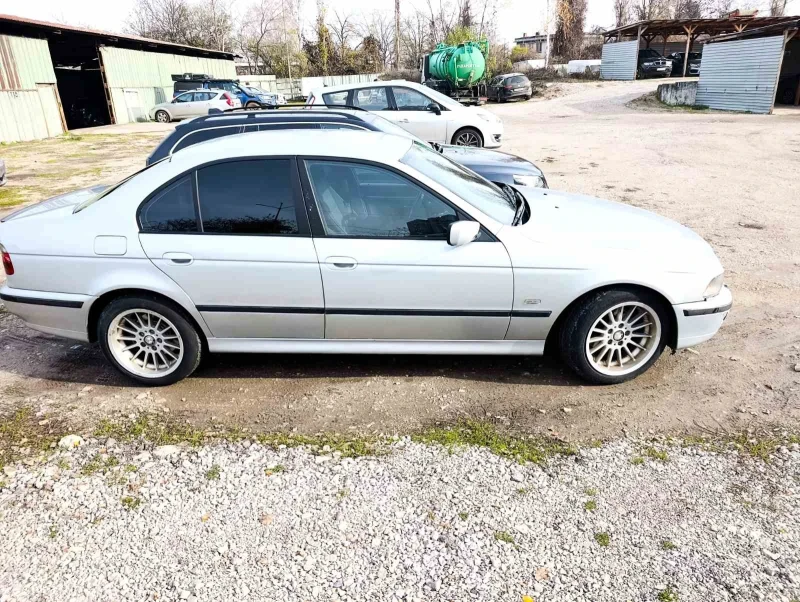 BMW 530, снимка 2 - Автомобили и джипове - 52958639