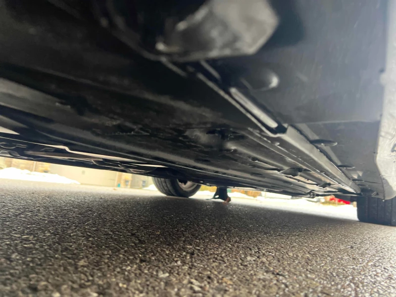 Mercedes-Benz C 300 CARFAX* АВТОФИНАНСИРАНЕ БЕЗ ПЪРВОНАЧАЛНА ВНОСКА, снимка 10 - Автомобили и джипове - 53074305