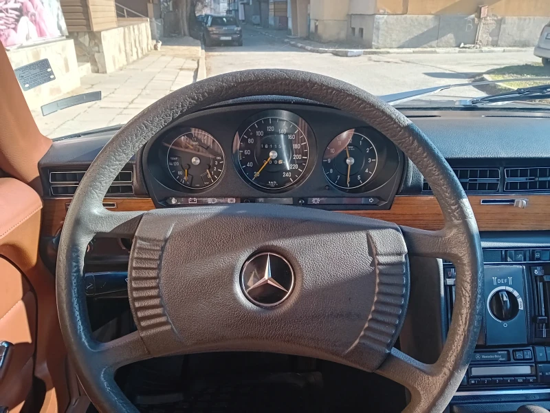 Mercedes-Benz 116 280SE, снимка 12 - Автомобили и джипове - 53114769