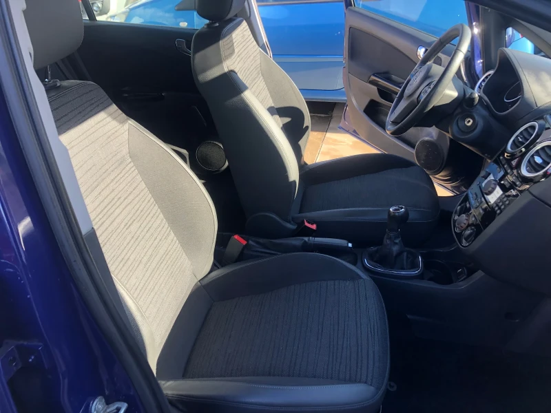 Opel Corsa 1.2, снимка 10 - Автомобили и джипове - 53114825