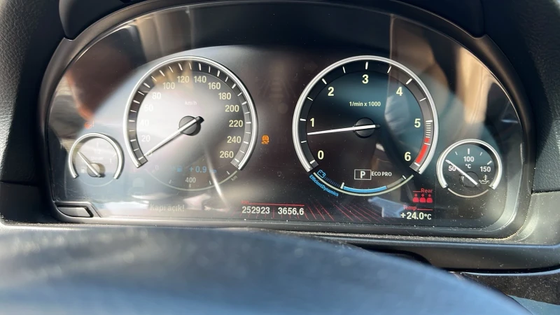 BMW 535 F11 535d уникат топ оферта !!!, снимка 9 - Автомобили и джипове - 53189767