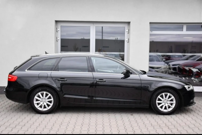 Audi A4 2.0 TDI | Ръчна | Теглич | PDC | , снимка 8 - Автомобили и джипове - 53536250