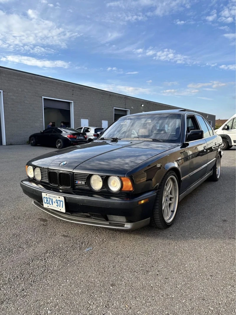 BMW M5 * АвтоКредит*  - 34299 лв. / 17536.80 € - 53853943 1