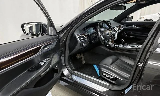 BMW 750 Li xDrive | ОБДУХВАНЕ | МАСАЖ | 360 КАМЕРА | , снимка 9 - Автомобили и джипове - 53983898