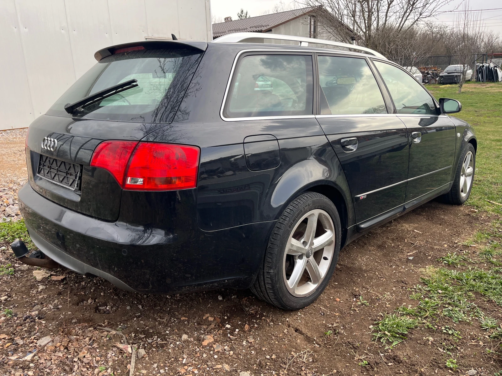 Audi A4 2.0TFSI 4x4 SLINE - изображение 6