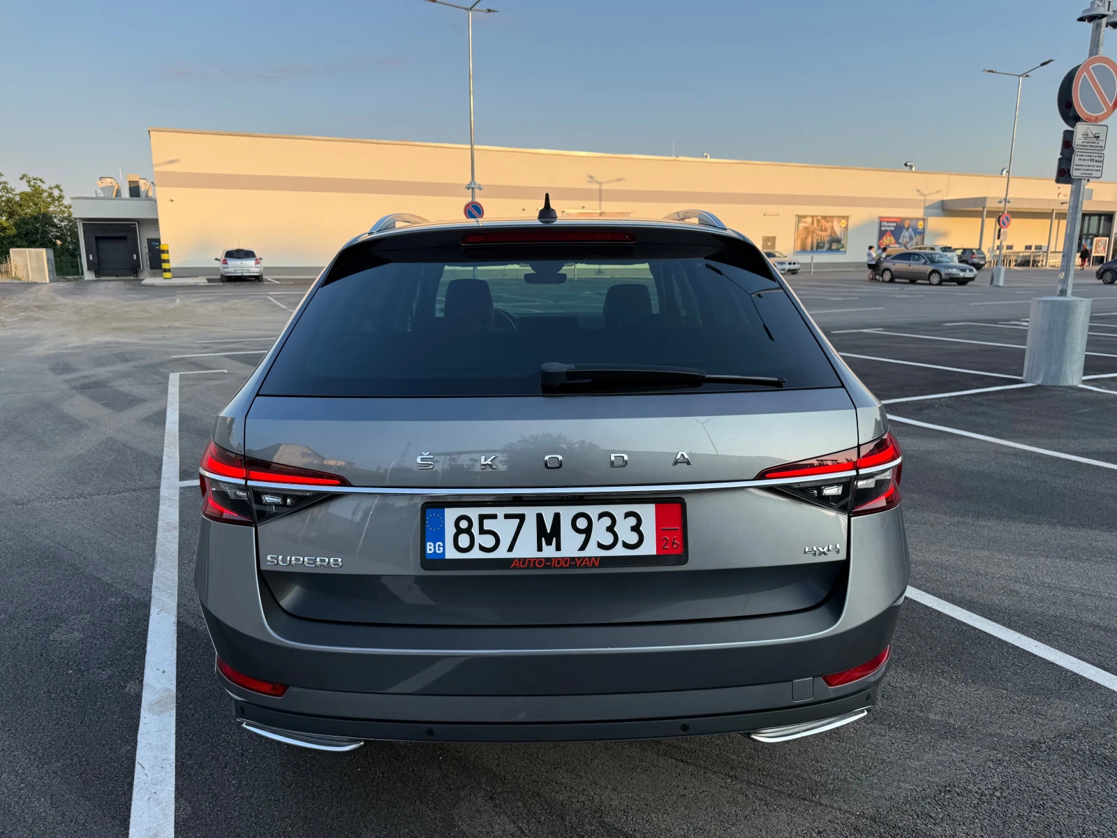 Skoda Superb L&K 2.0TDI 200�.� 4x4 | Mobile.bg � ����������� 6