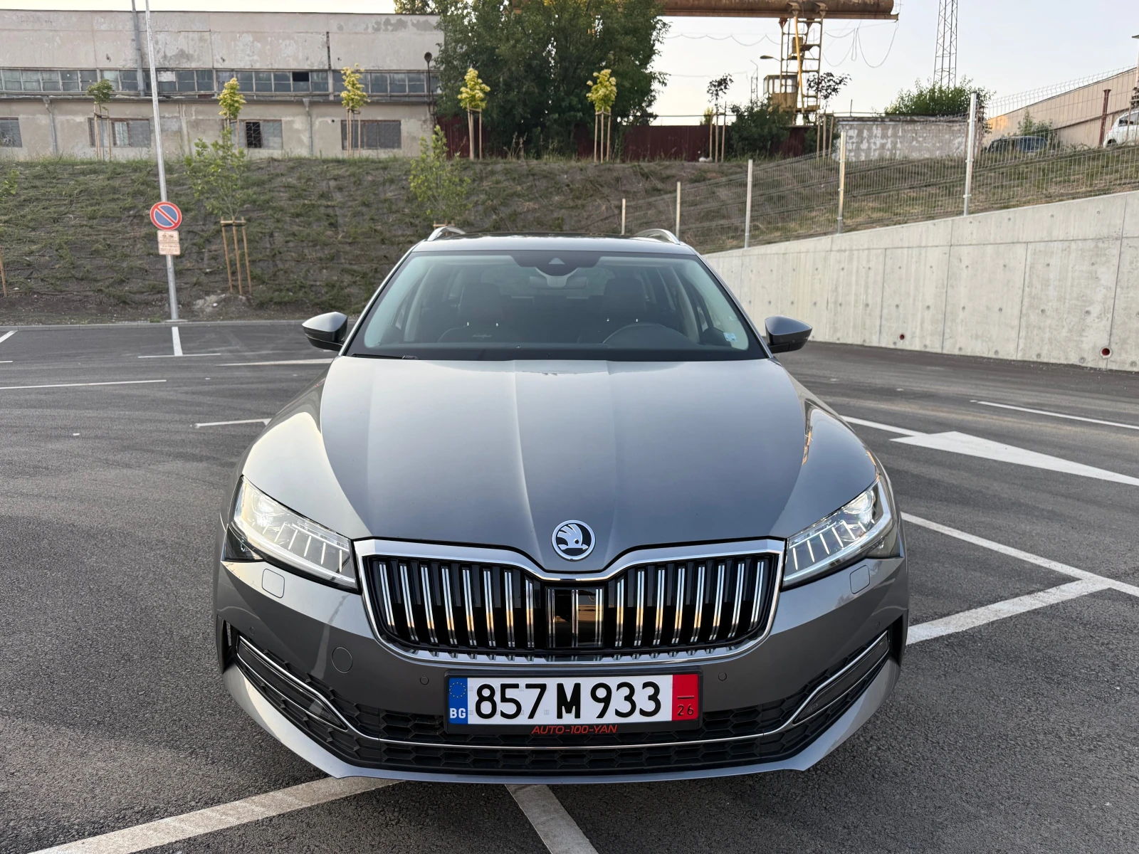 Skoda Superb L&K 2.0TDI 200к.с 4x4
