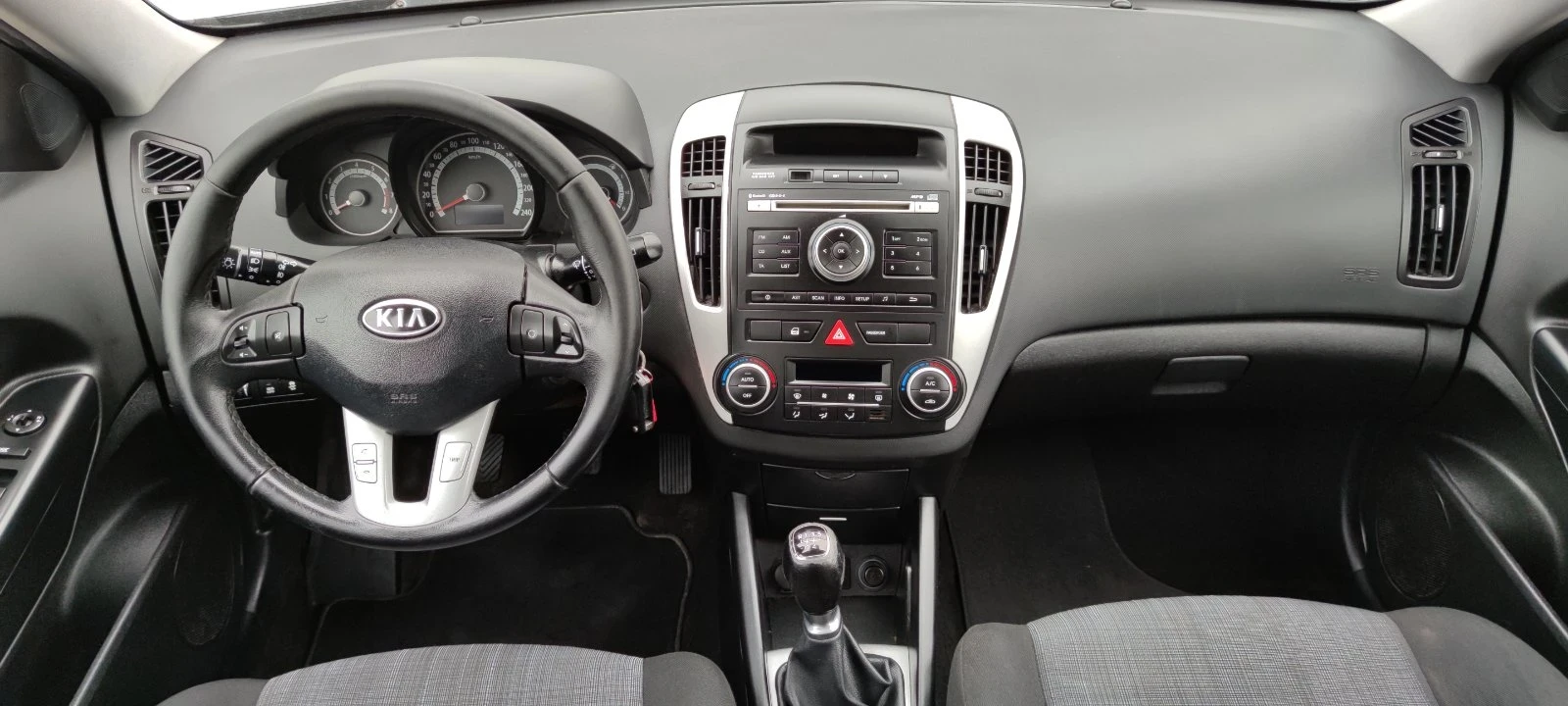 Kia Ceed 1.4i* 90к.с* Facelift*  | Mobile.bg — изображение 12