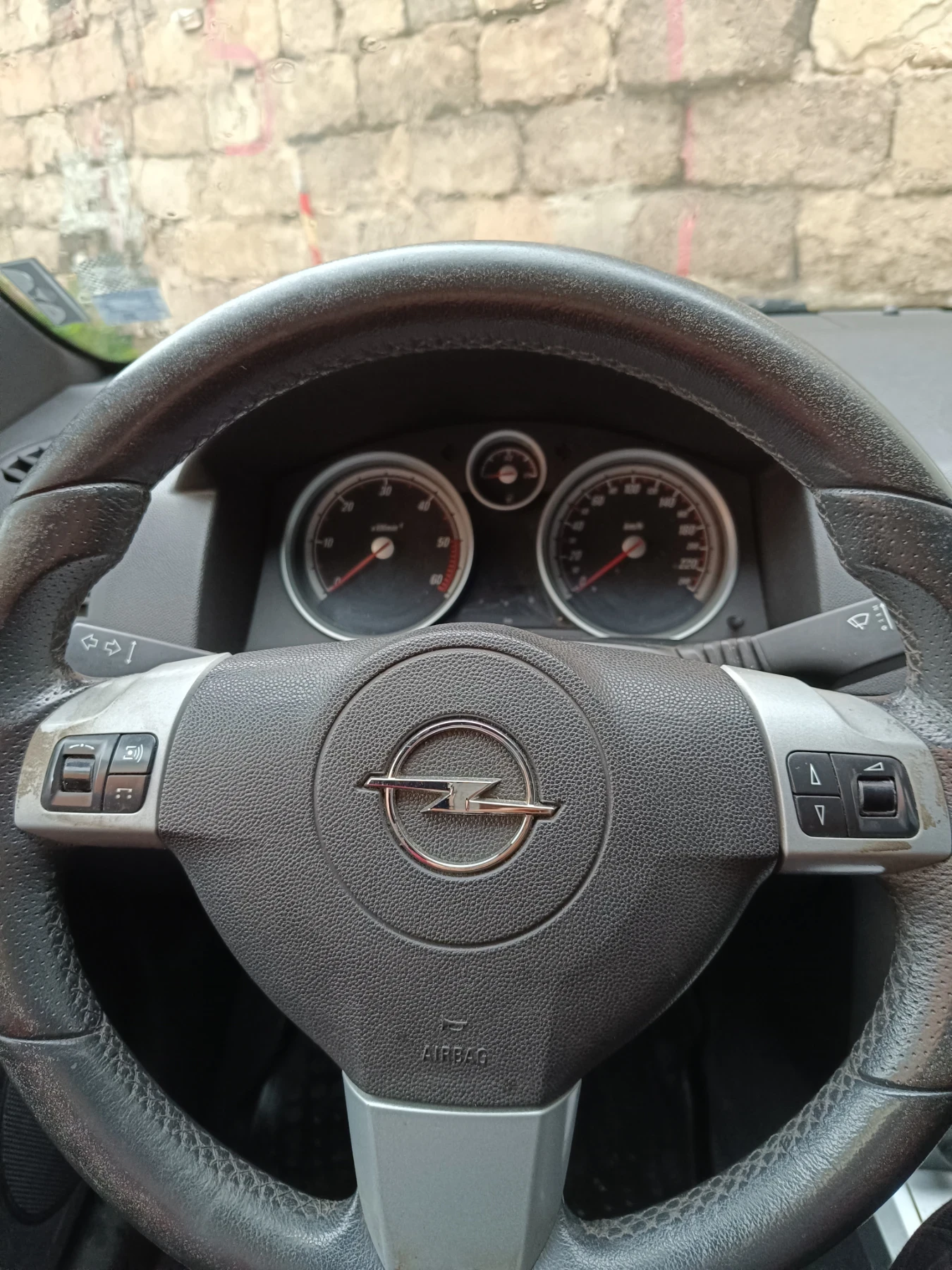 Opel Astra КУПЕ - изображение 4