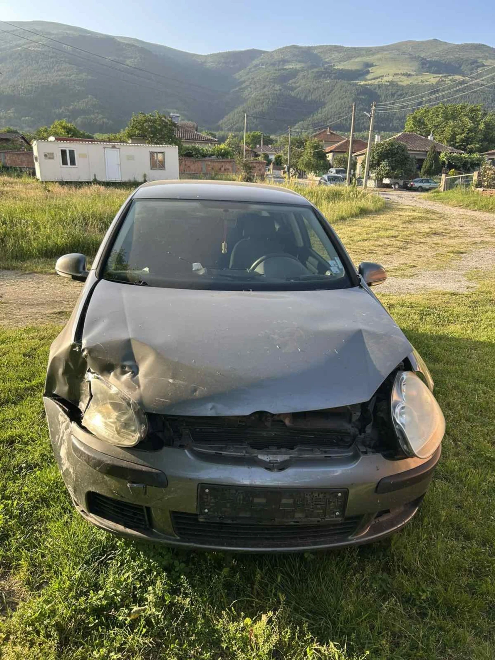 VW Golf 5 1.9 TDI 90 HP Цялата за части здрав мотор - изображение 3