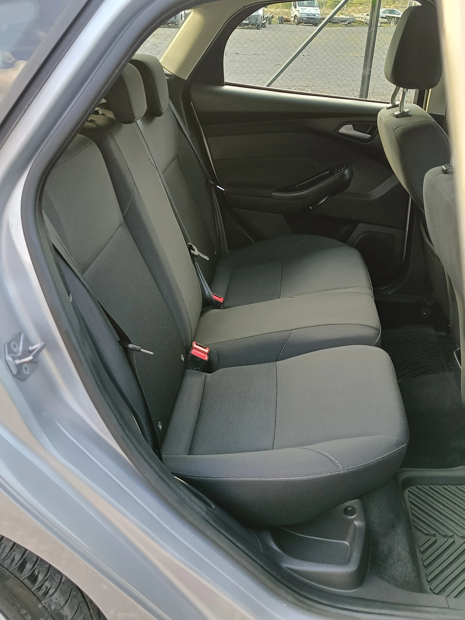 Ford Focus 1.5TDCi Navi | Mobile.bg — изображение 12