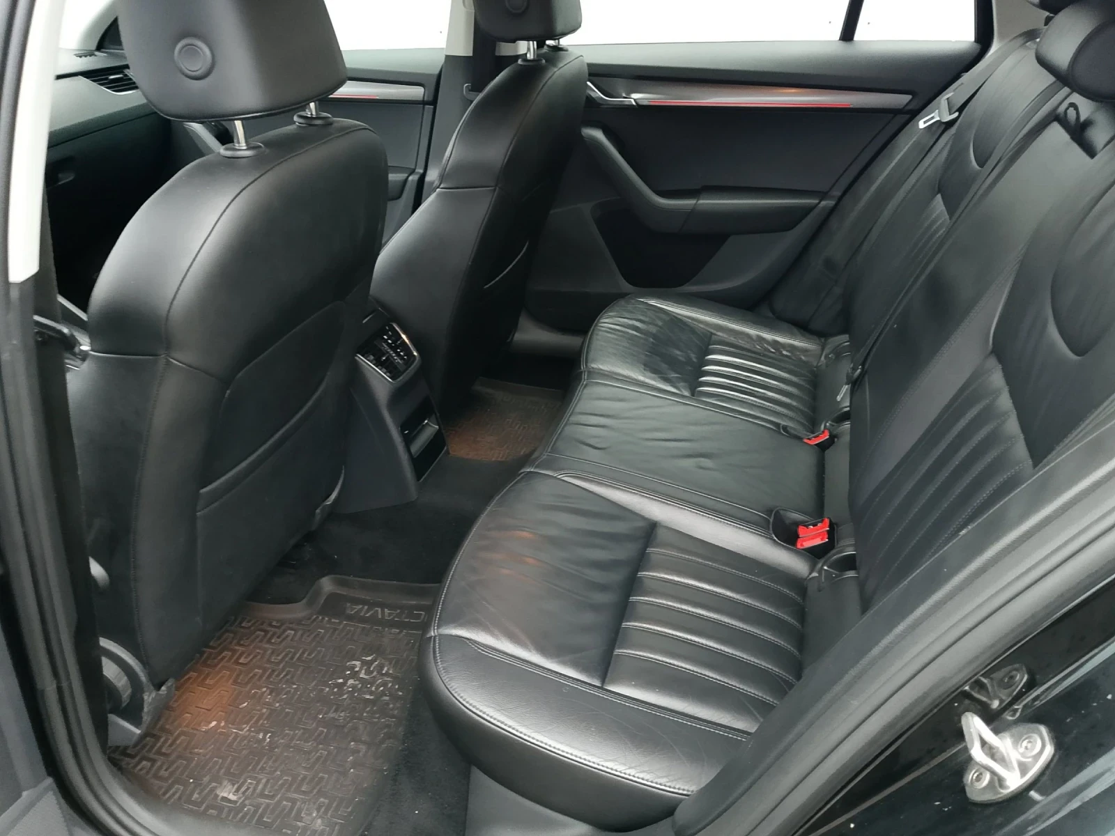 Skoda Octavia 1.5 G-tec  Metan - изображение 5