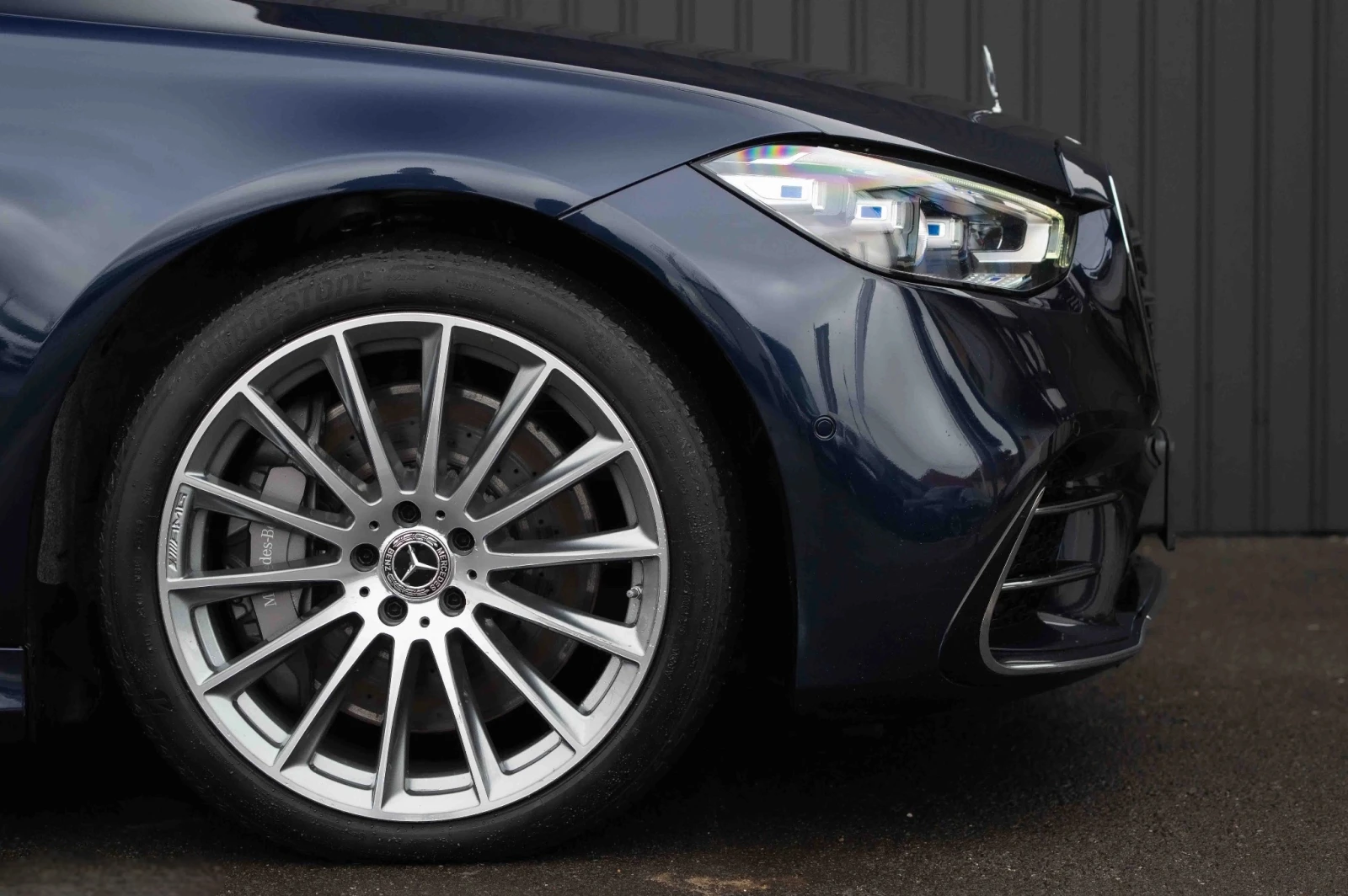 Mercedes-Benz S 580 e 4Matic AMG-Line - изображение 5