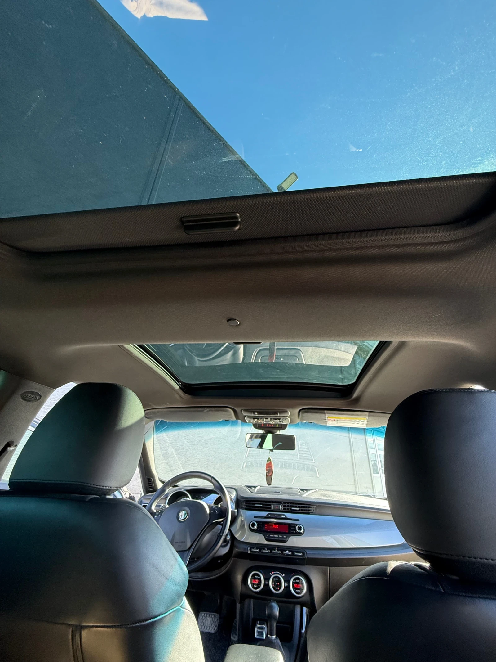 Alfa Romeo Giulietta | Mobile.bg � ����������� 11