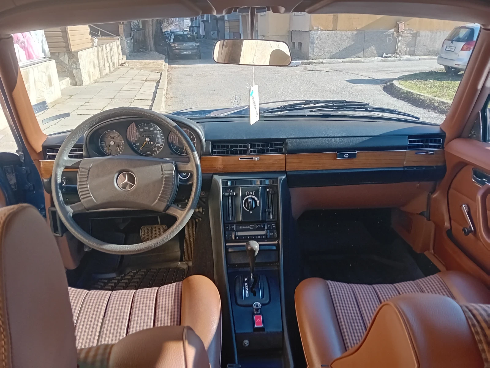 Mercedes-Benz 116 280SE - изображение 8
