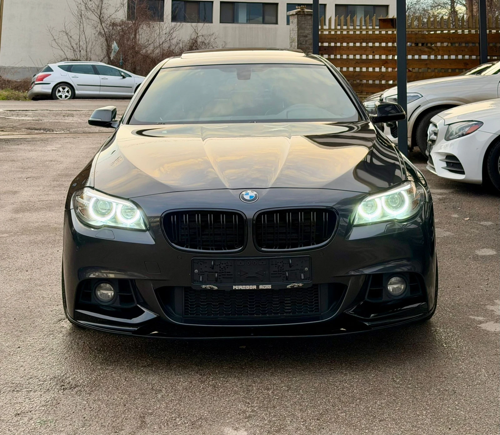 BMW 535 xDrive M-Pack - изображение 3