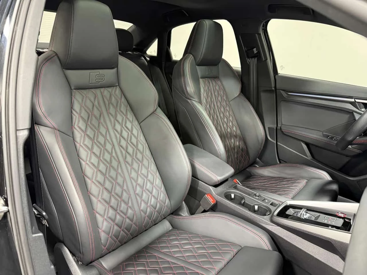 Audi S3 * Progressiv * CARFAX * �������� * KEYLESS *  | Mobile.bg � ����������� 11