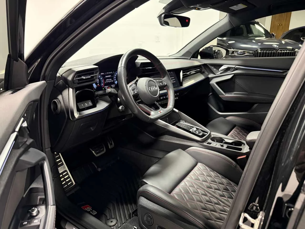 Audi S3 * Progressiv * CARFAX * ПАНОРАМА * KEYLESS *  - изображение 5