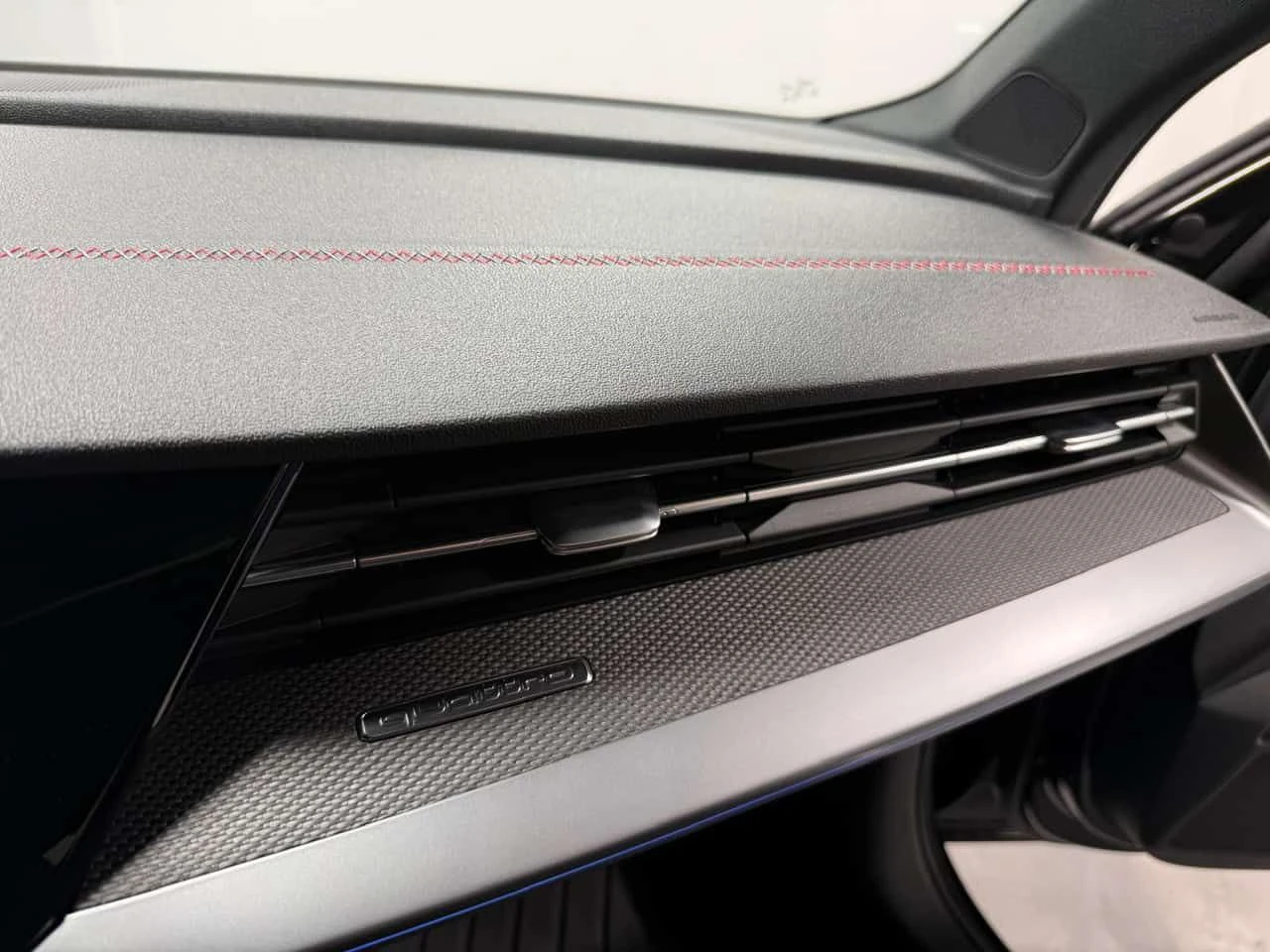 Audi S3 * Progressiv * CARFAX * �������� * KEYLESS *  | Mobile.bg � ����������� 12