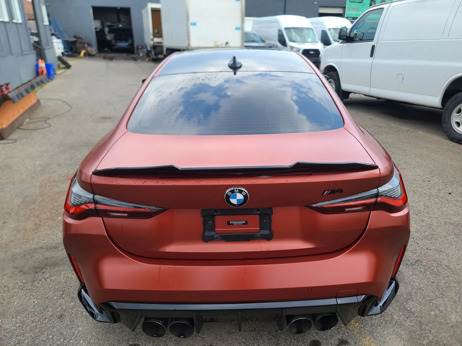 BMW M4 С РЕГИСТРАЦИЯ & АВТО КРЕДИТ, снимка 4 - Автомобили и джипове - 53912129