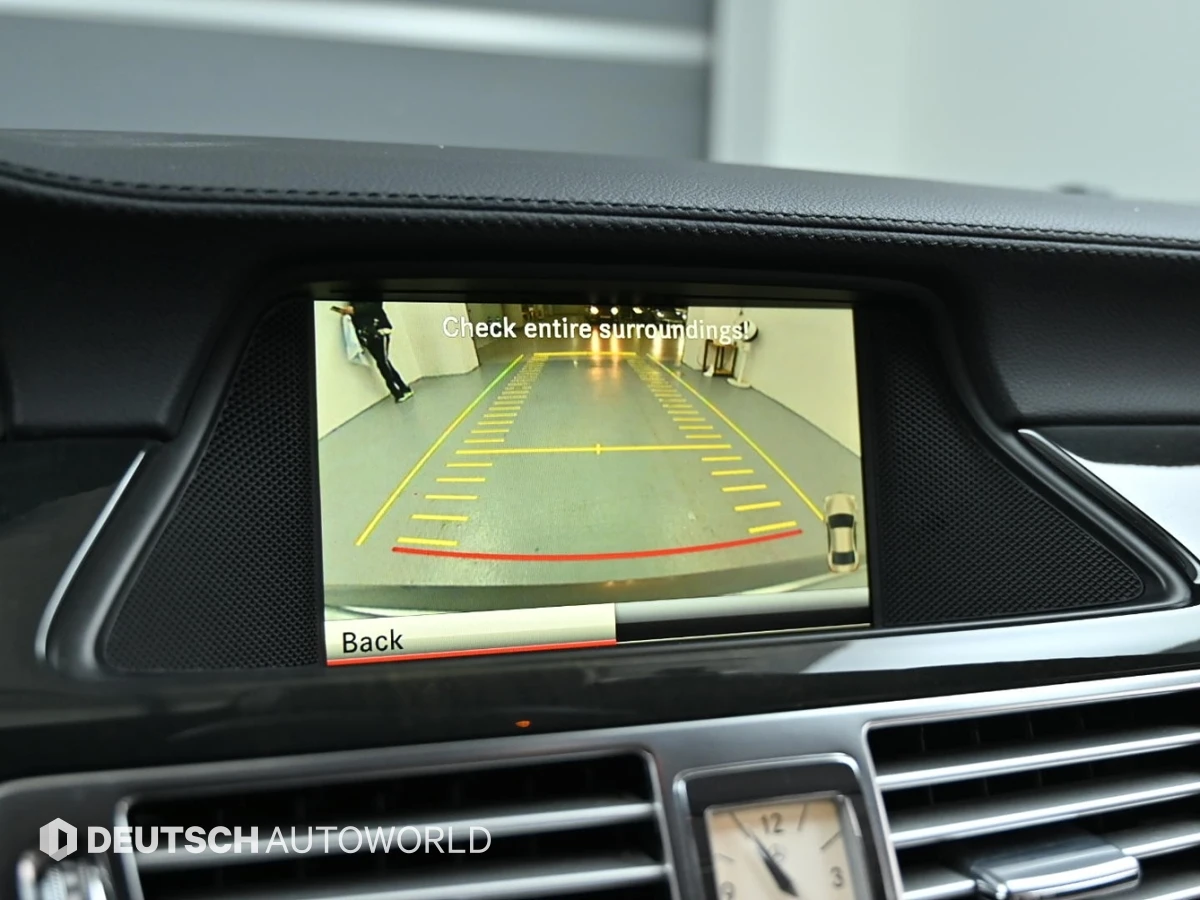 Mercedes-Benz CLS 550 AMG PACK / ОБДУХ / СЛ. НА ЛЕНТИ / М.ТОЧКА , снимка 11 - Автомобили и джипове - 53930595