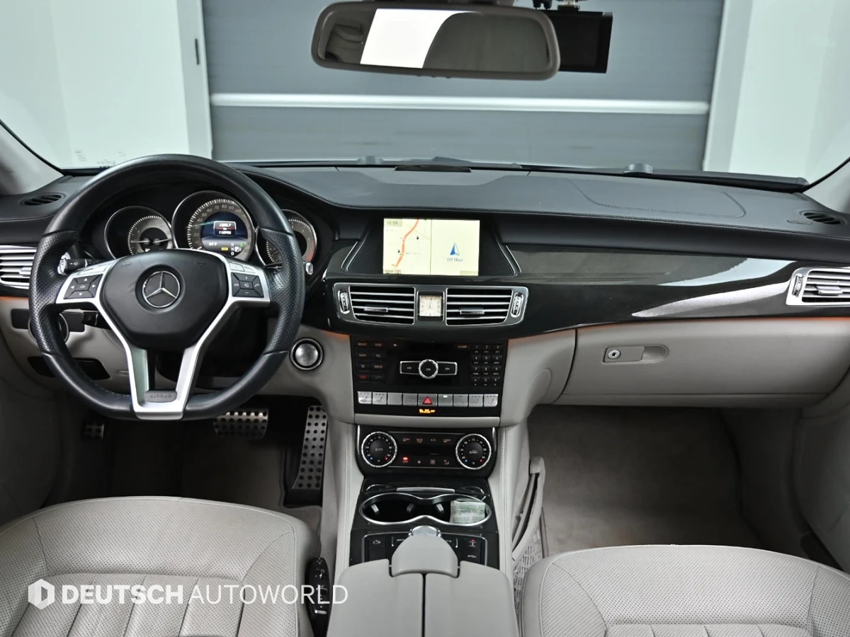 Mercedes-Benz CLS 550 AMG PACK / ОБДУХ / СЛ. НА ЛЕНТИ / М.ТОЧКА , снимка 6 - Автомобили и джипове - 53930595