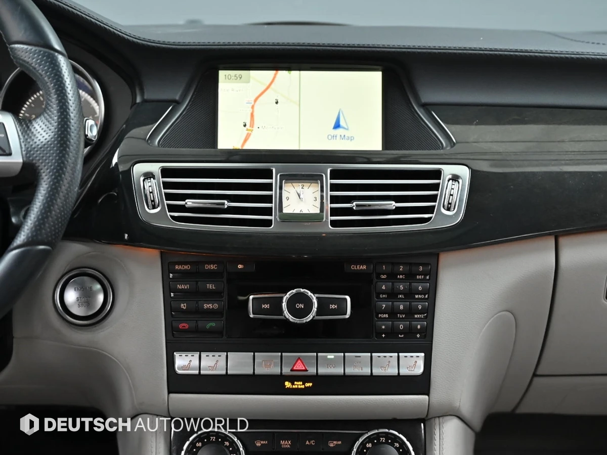 Mercedes-Benz CLS 550 AMG PACK / ОБДУХ / СЛ. НА ЛЕНТИ / М.ТОЧКА , снимка 10 - Автомобили и джипове - 53930595