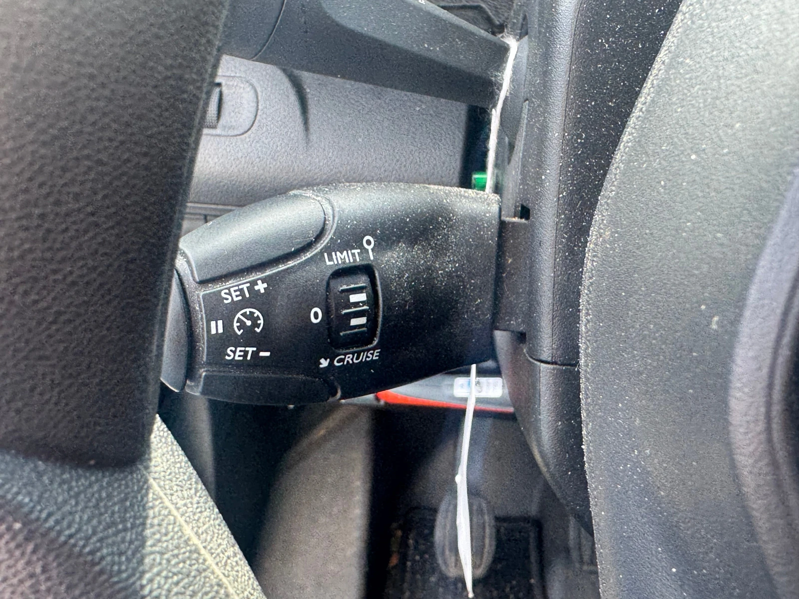 Peugeot Partner 1.5 HDI Premium, снимка 16 - Автомобили и джипове - 54136249