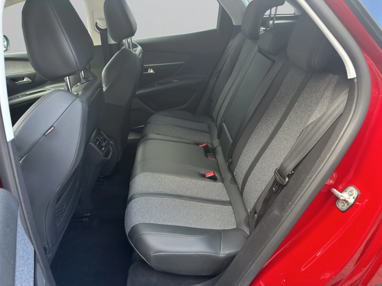 Peugeot 3008 New Line Up ALLURE 1.2 PureTech 130 S&S EAT8 EURO  | Mobile.bg � ����������� 10