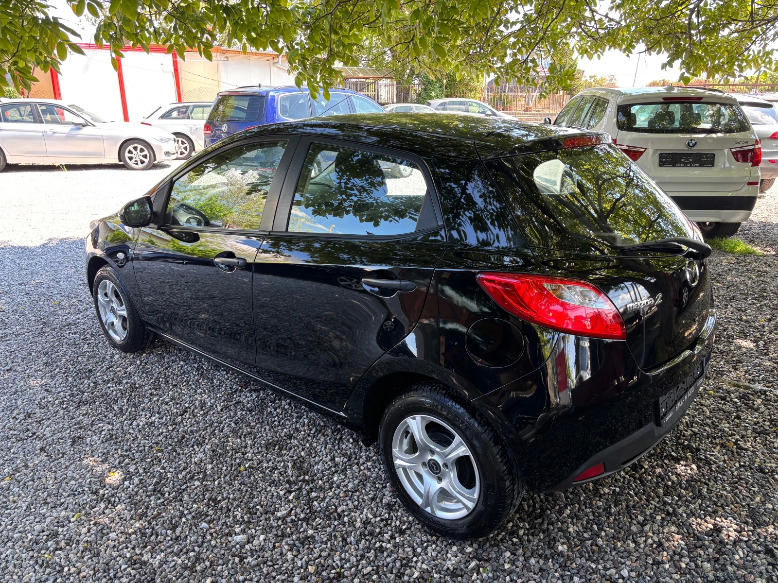 Mazda 2 1.4i, снимка 6 - Автомобили и джипове - 54509285