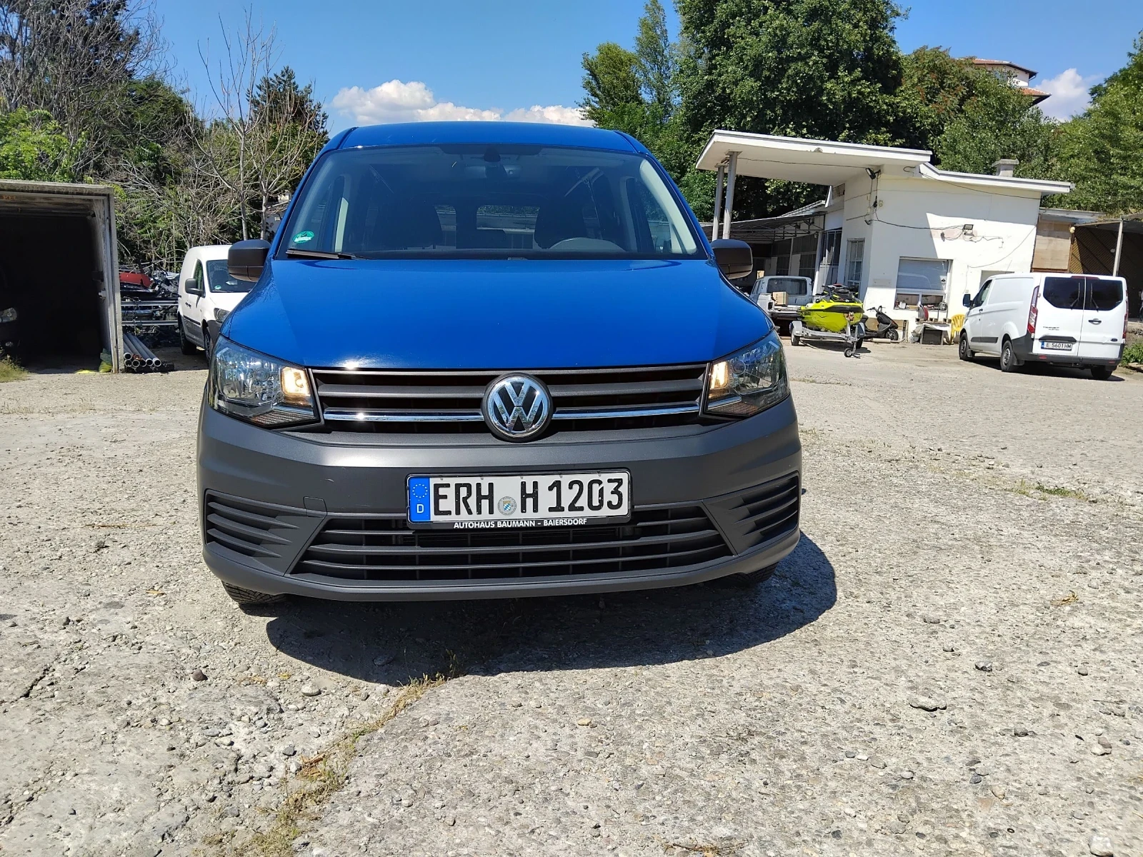 VW Caddy Maxi 2.0tdi, снимка 2 - Автомобили и джипове - 54809012