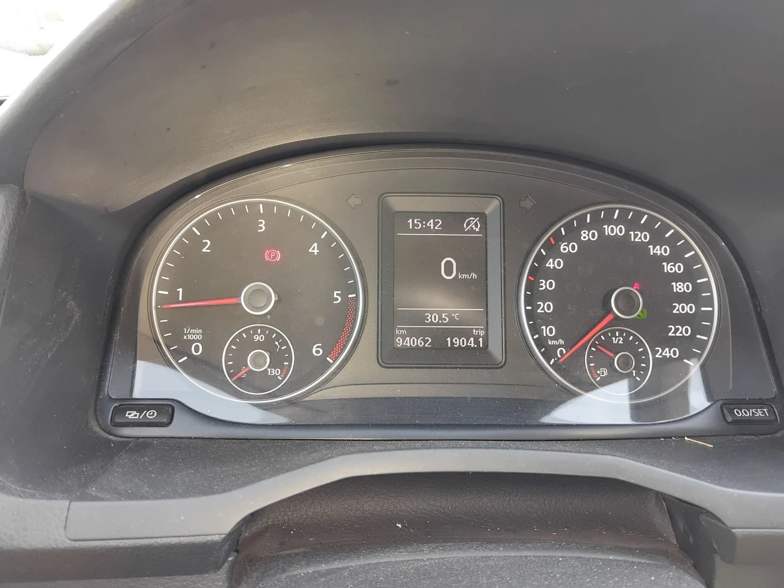 VW Caddy Maxi 2.0tdi, снимка 9 - Автомобили и джипове - 54809012