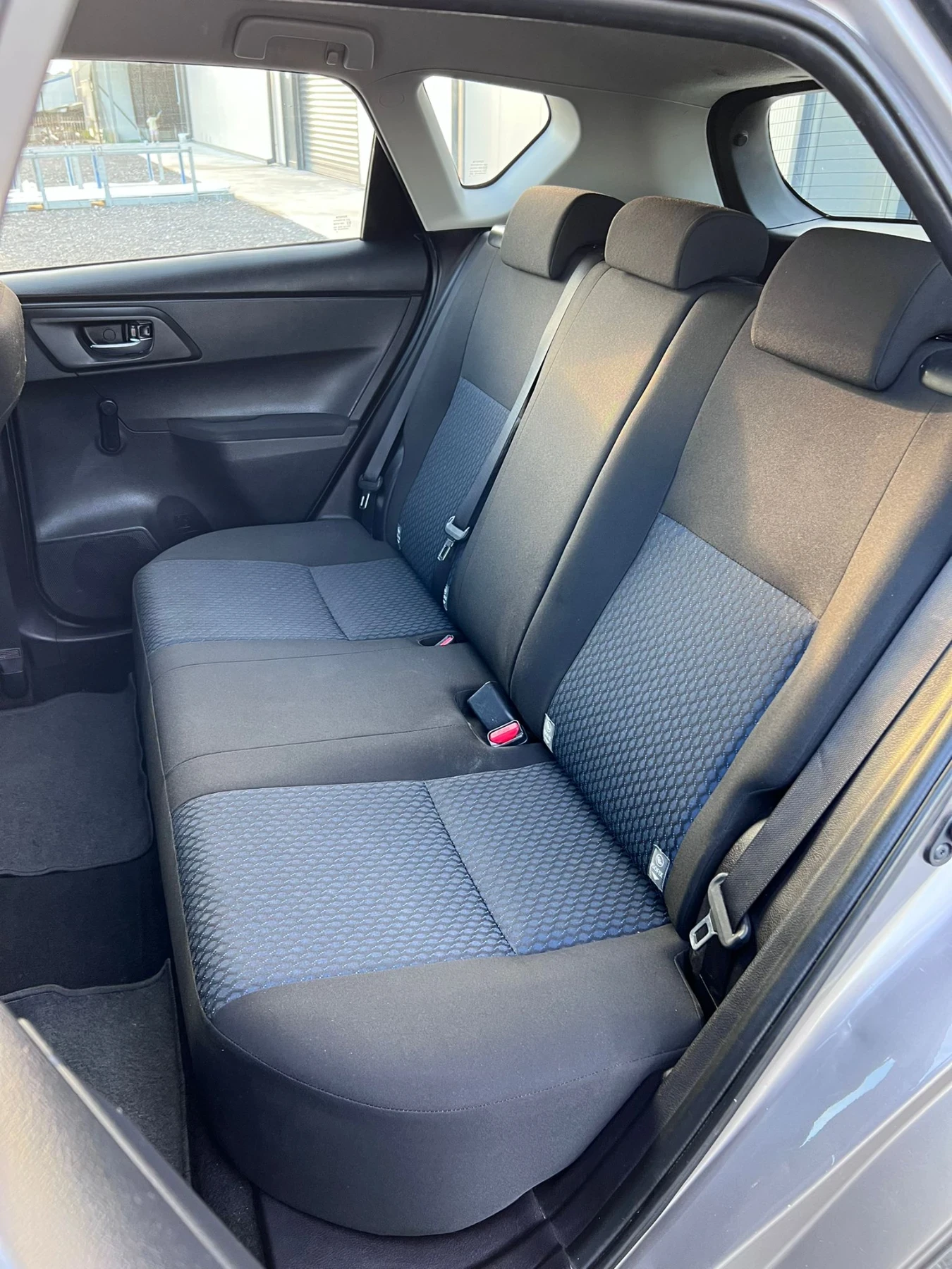 Toyota Auris 1.4D4D-90-6ск, снимка 9 - Автомобили и джипове - 55016625