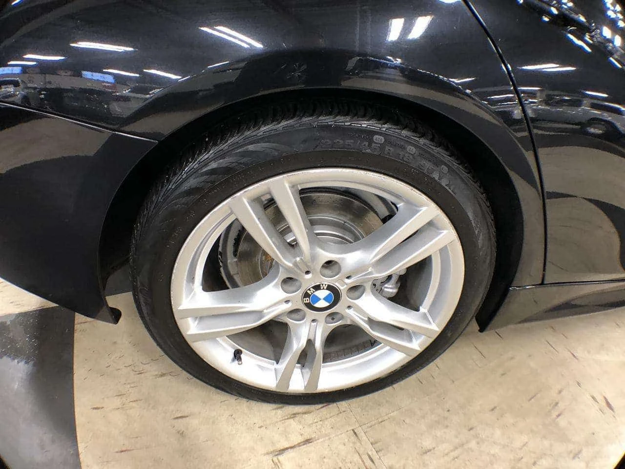 BMW 330 * 330e PLUG IN HYBRID M SPORT LEATHER SUNROOF NAV , снимка 9 - Автомобили и джипове - 55153595