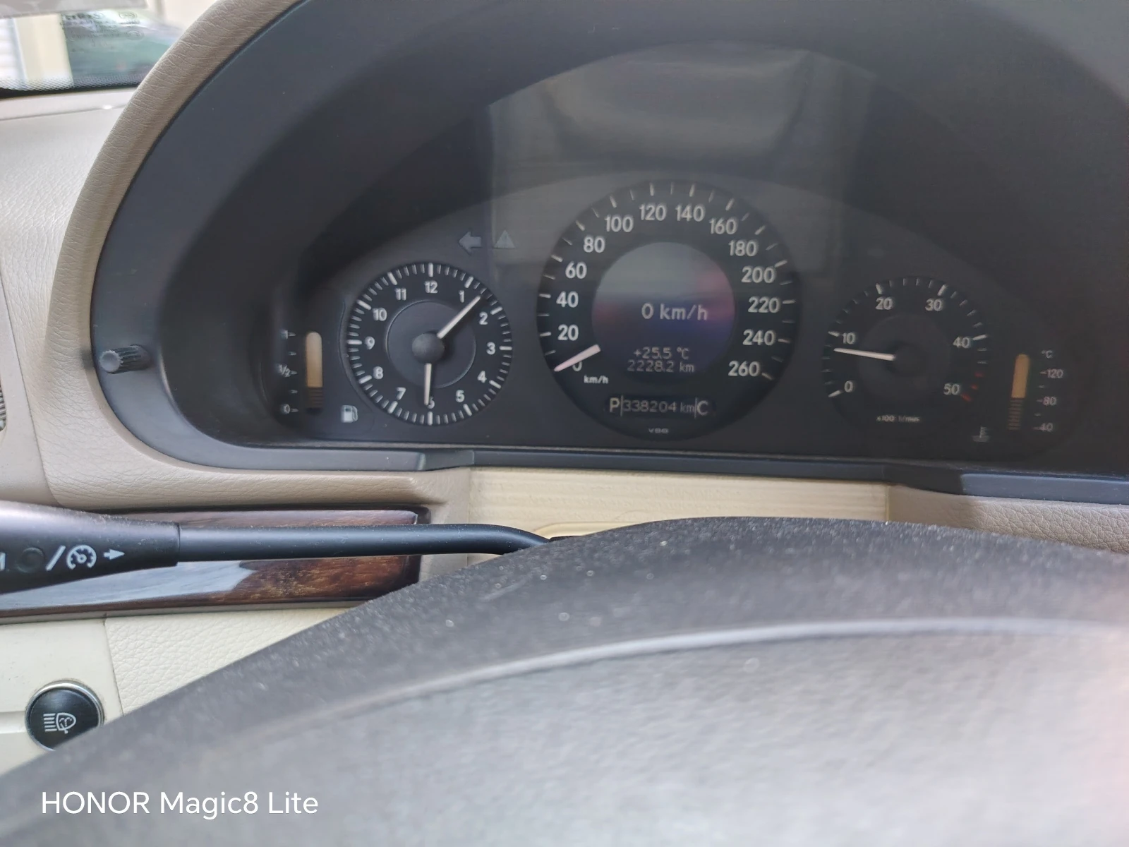 Mercedes-Benz E 270, снимка 12 - Автомобили и джипове - 55172968