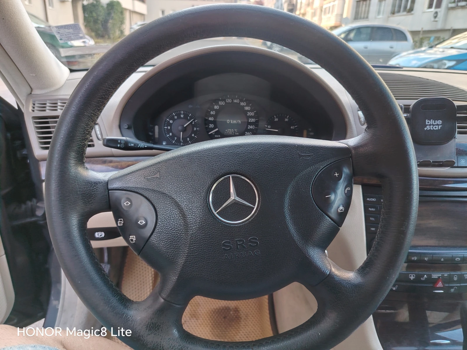 Mercedes-Benz E 270, снимка 13 - Автомобили и джипове - 55172968