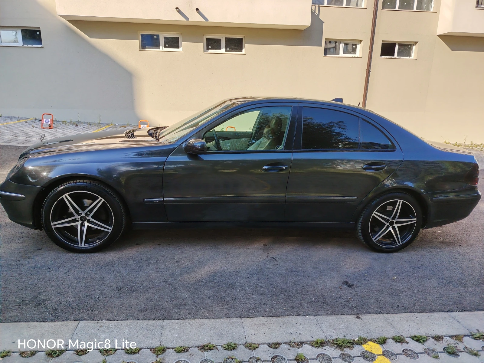 Mercedes-Benz E 270, снимка 4 - Автомобили и джипове - 55172968