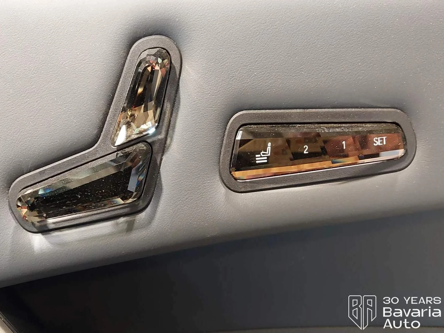 BMW iX 40 xDrive Sport, снимка 14 - Автомобили и джипове - 55230876