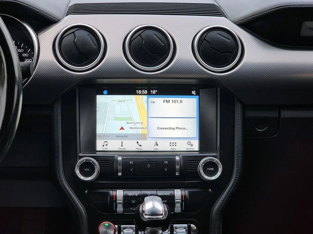 Ford Mustang 2.3 EcoBoost, снимка 11 - Автомобили и джипове - 55544019