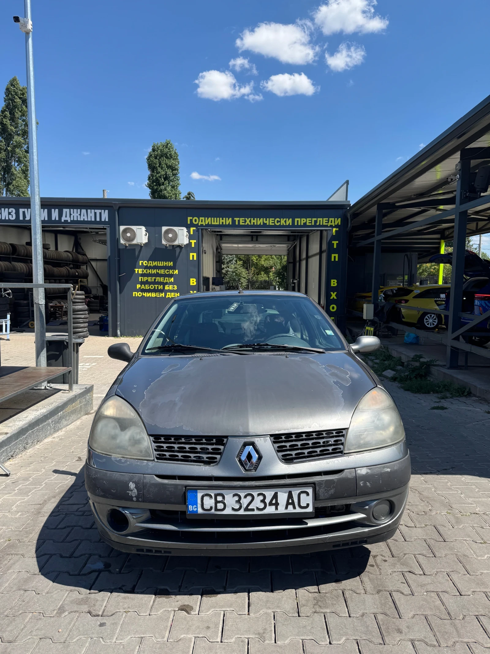 Renault Clio Renault Clio Газ/Банзин, снимка 3 - Автомобили и джипове - 55550815