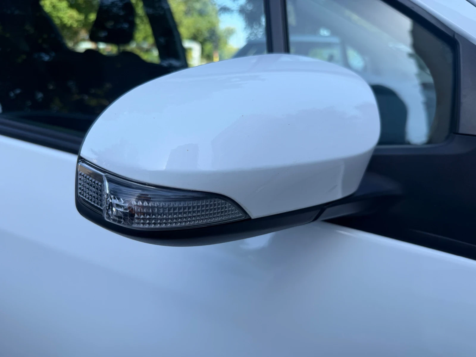 Toyota Yaris 1.0, снимка 5 - Автомобили и джипове - 55920829