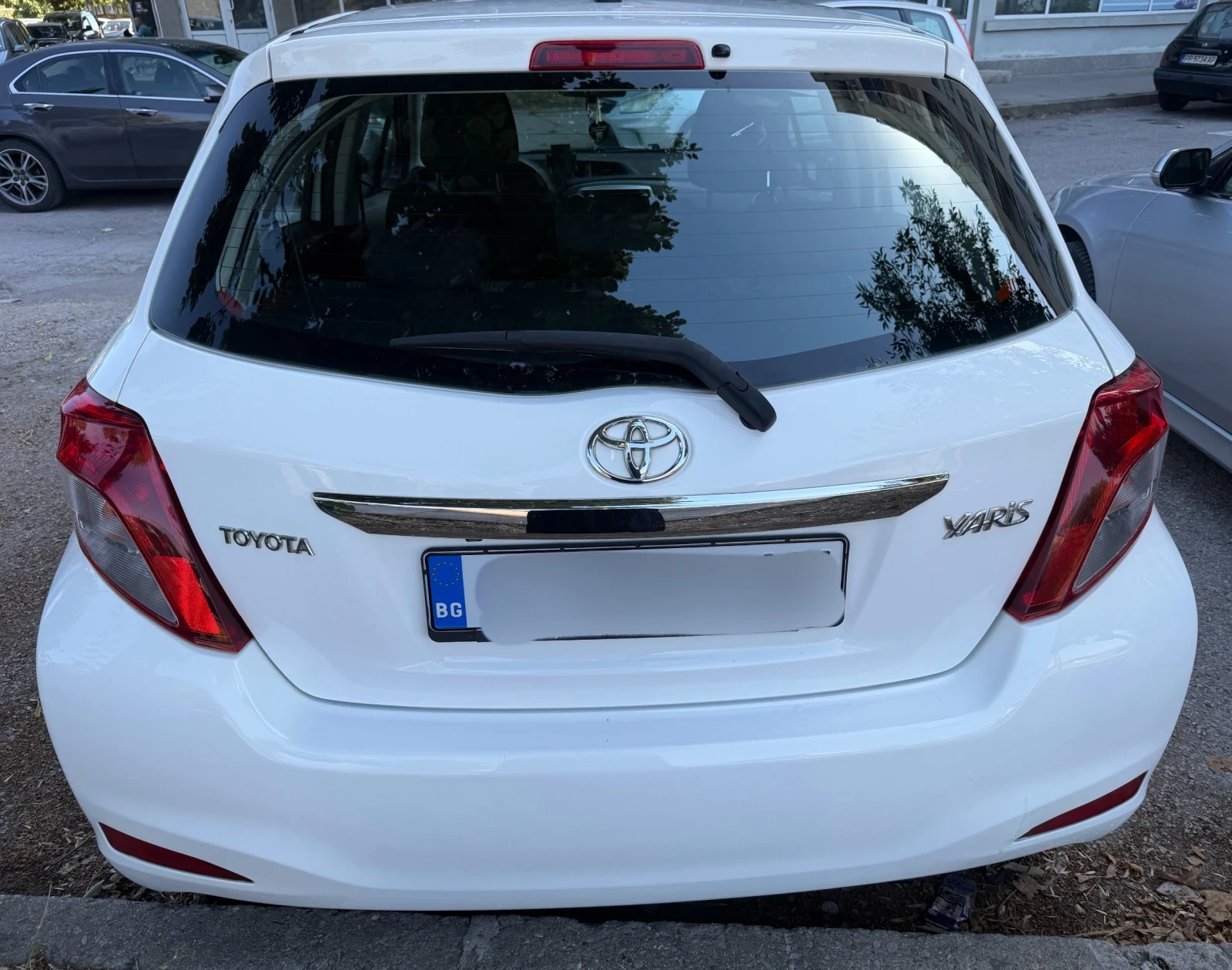 Toyota Yaris 1.0, снимка 3 - Автомобили и джипове - 55920829