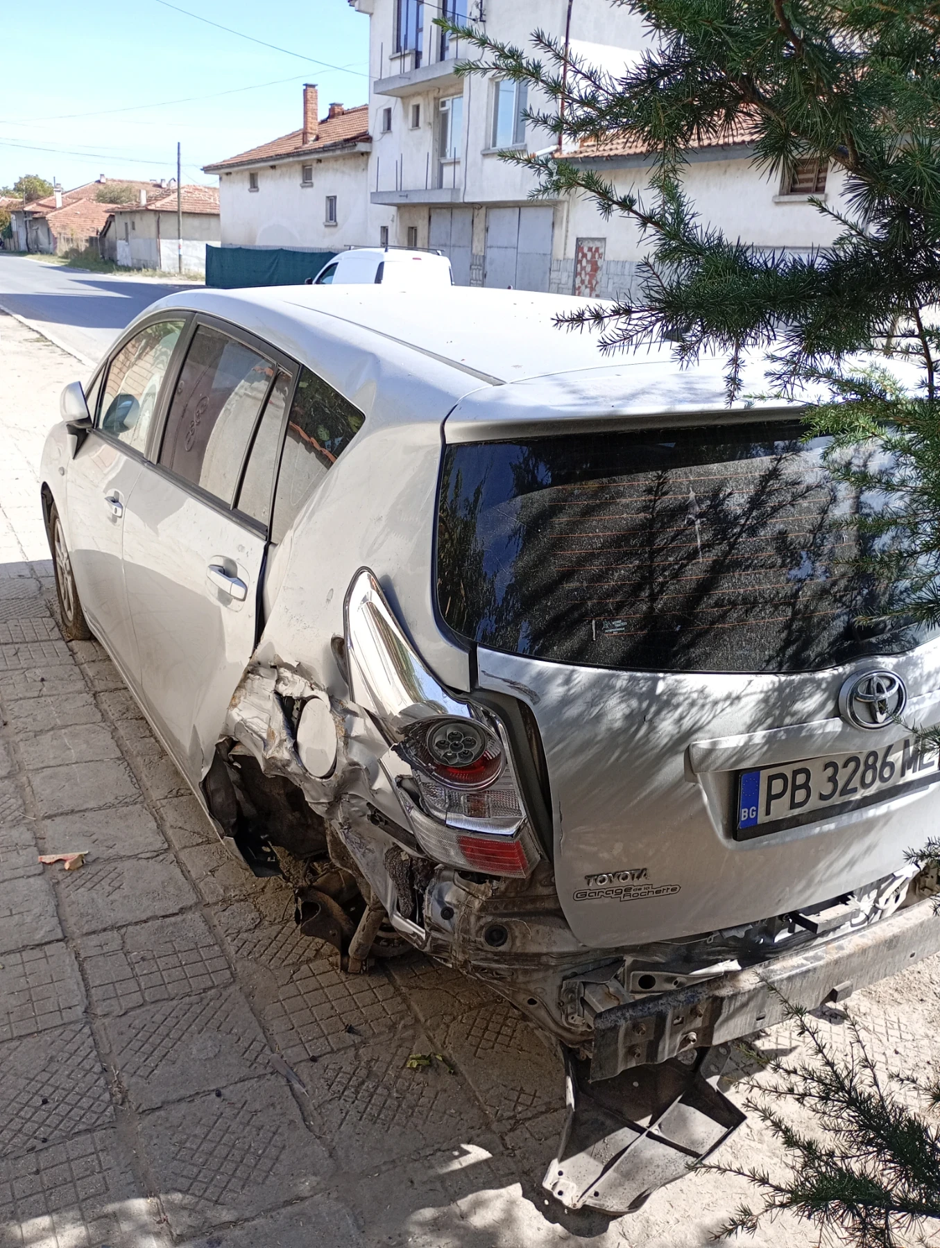 Toyota Verso, снимка 5 - Автомобили и джипове - 56524622