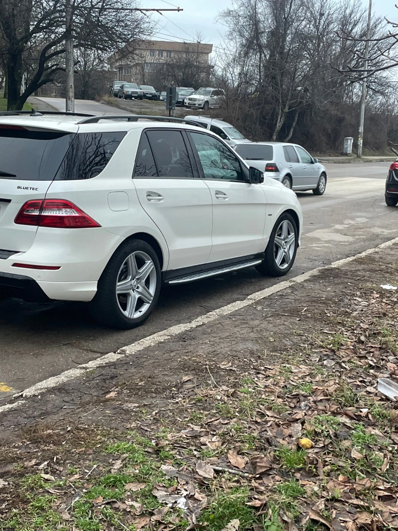 Mercedes-Benz ML 350 AMG LINE, снимка 1 - Автомобили и джипове - 45262906