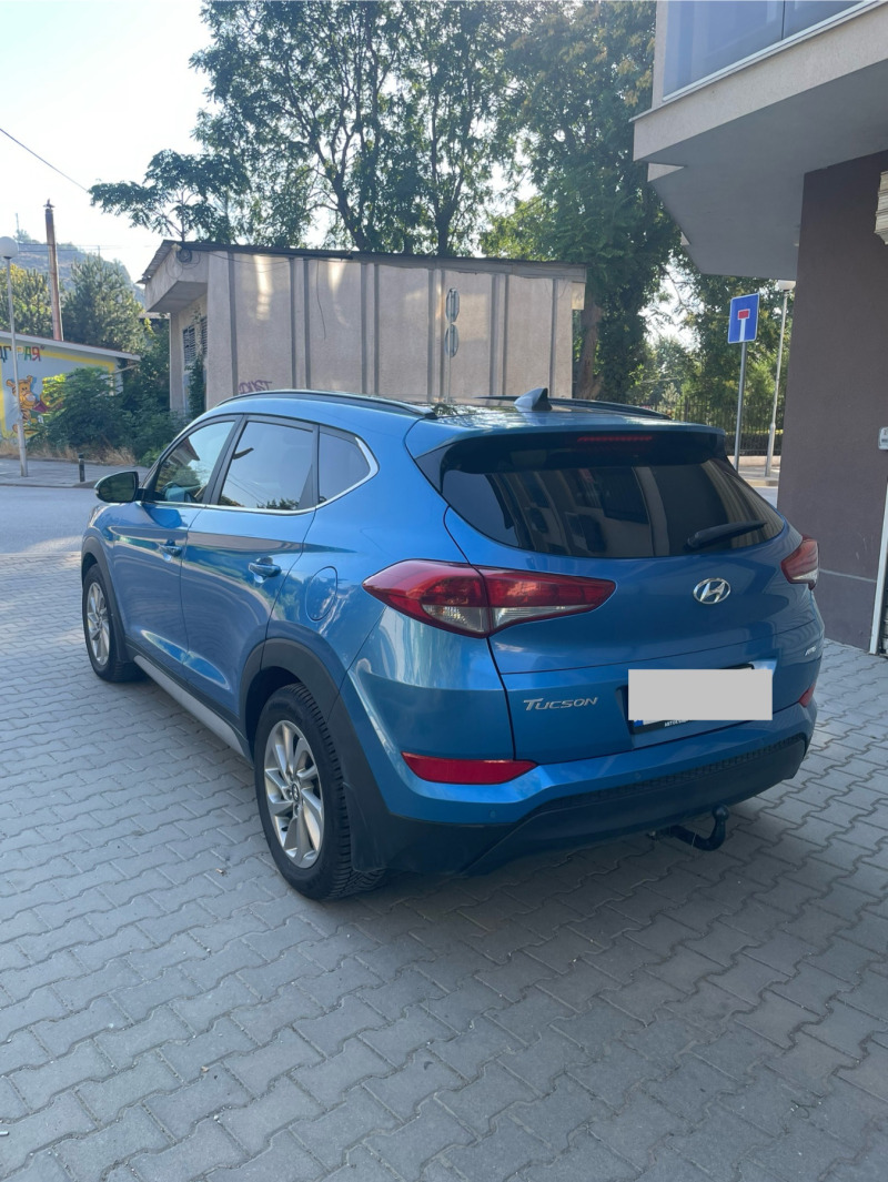 Hyundai Tucson Панорама, Кожен салон, 4х4, снимка 6 - Автомобили и джипове - 46765432