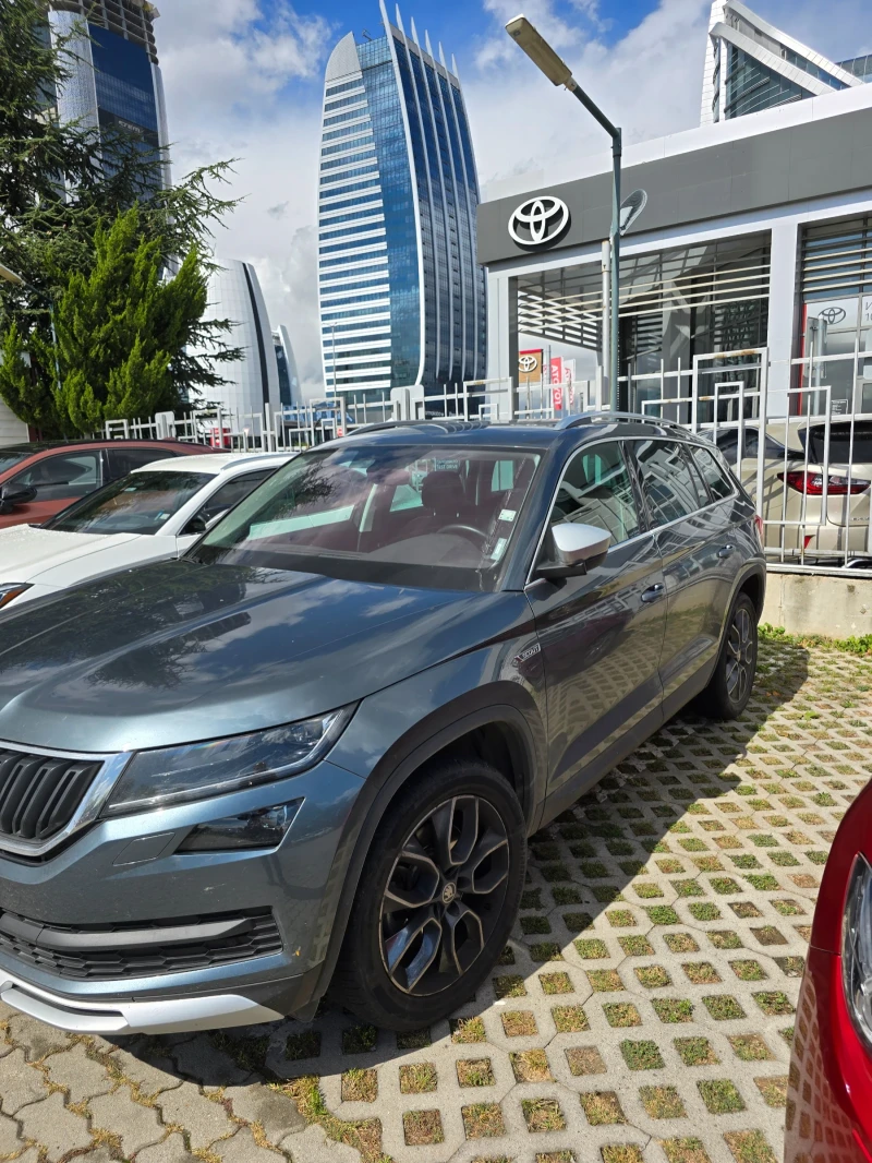 Skoda Kodiaq Scout, снимка 1 - Автомобили и джипове - 47236628