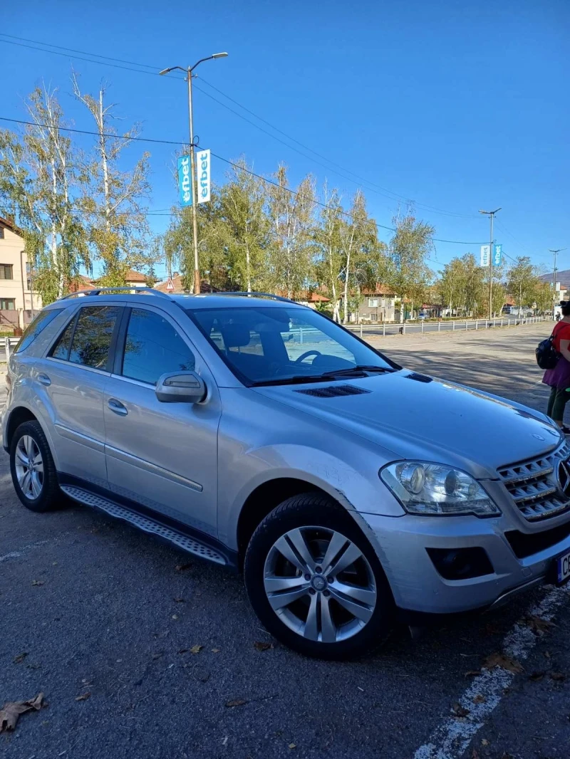 Mercedes-Benz ML 350 СПЕШНО, снимка 3 - Автомобили и джипове - 48670776